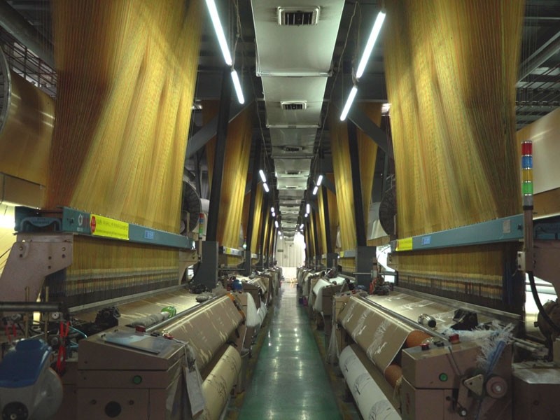 噴氣提花織機(jī)客戶使用現(xiàn)場